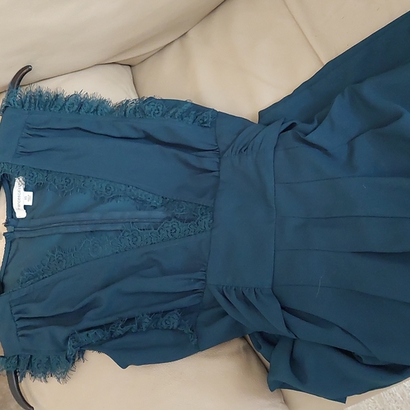 Jade sleeveless jumpsuit. Size xs. francesca's brand. - Picture 4 of 9